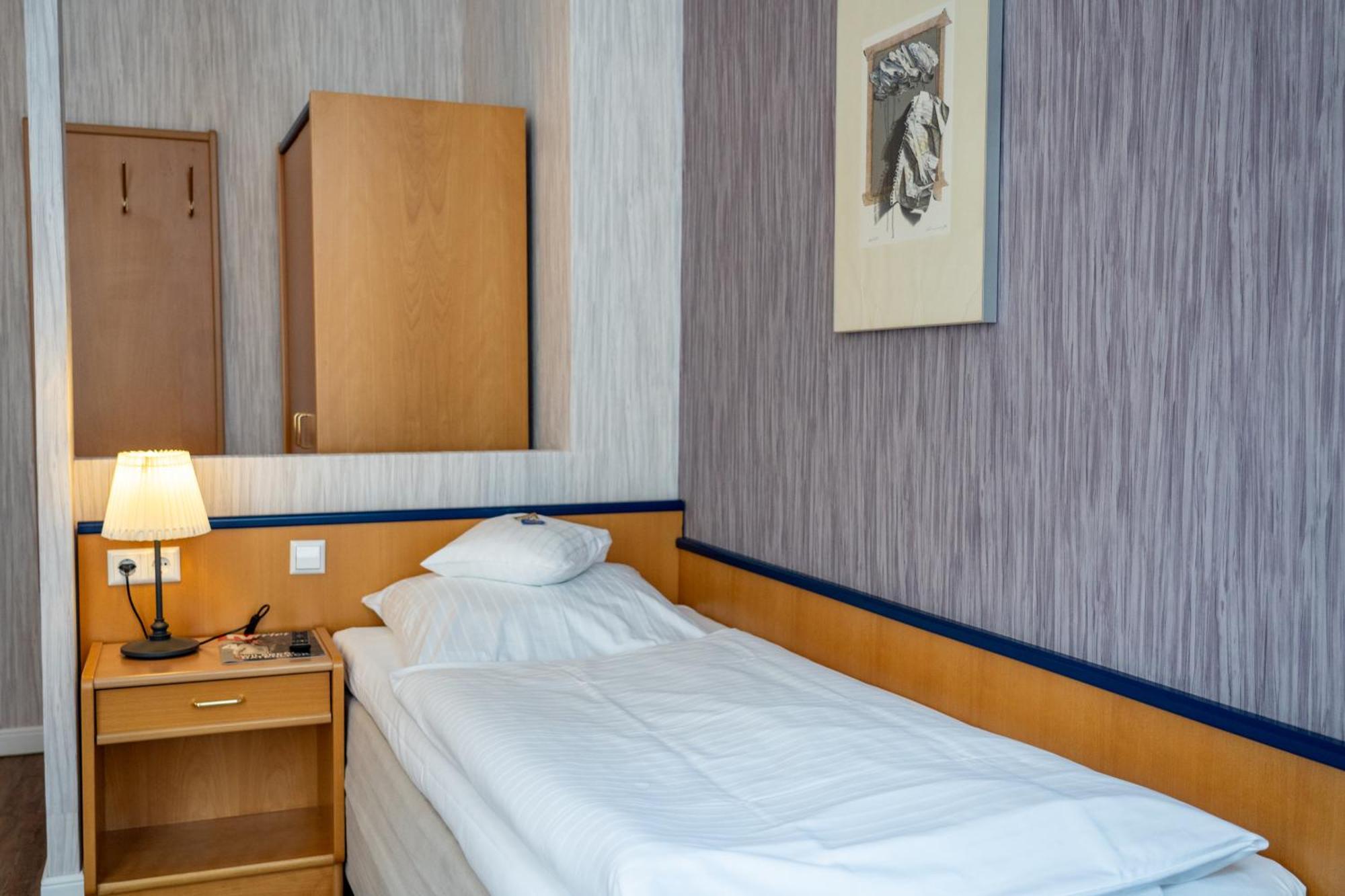 Hotel Haus Martens Hannover Ngoại thất bức ảnh